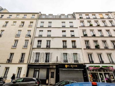 For sale Apartment PARIS-17EME-ARRONDISSEMENT  75