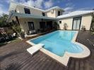 For rent House Saint-louis  97450 120 m2 5 rooms