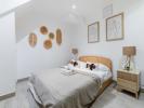 Apartment BORDEAUX rue de la Roussell