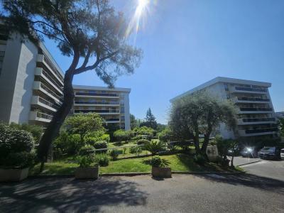 Vente Appartement NICE CIMIEZ 06