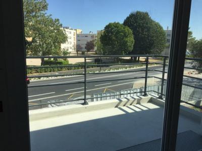 Location Appartement 2 pièces LONGVIC 21600