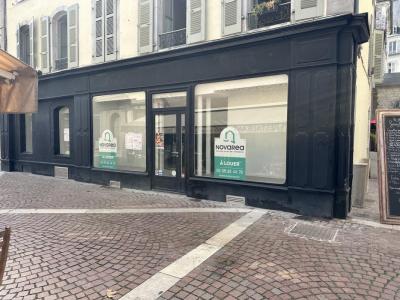 Location Local commercial PAU  64