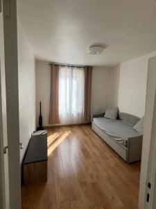 Location Appartement IVRY-SUR-SEINE 94200