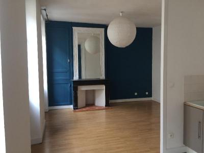 photo For rent Apartment BORDEAUX 33