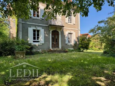 For sale Prestigious house ESTANG  32