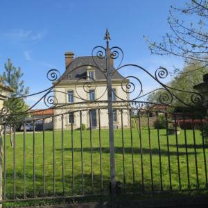 photo For sale Prestigious house FOUSSAIS-PAYRE 85