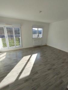 Location Appartement 4 pièces MONTHERME 08800