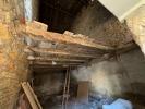 House  DANS PETIT HAMEAU