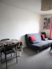 Louer Appartement Paris-17eme-arrondissement 810 euros