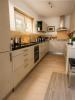House ISSAMBRES 
