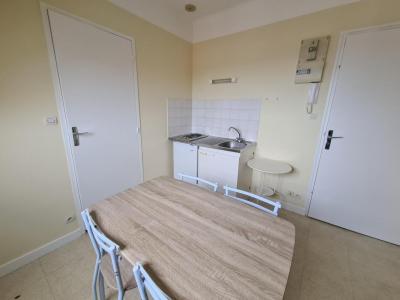 photo For rent Apartment CREUSOT 71