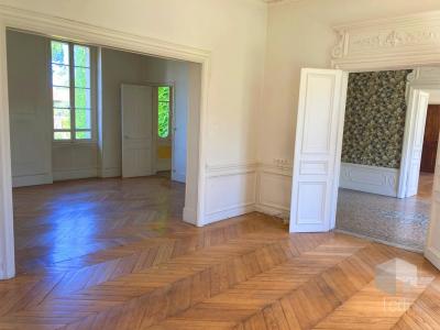 photo For sale Prestigious house MONTELIMAR 26