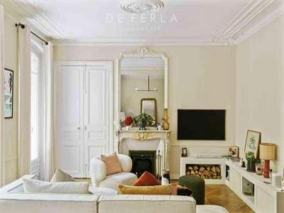 Vente Appartement 4 pièces PARIS-10EME-ARRONDISSEMENT 75010