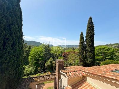 Vente Maison 5 pièces BAGNOLS-EN-FORET 83600