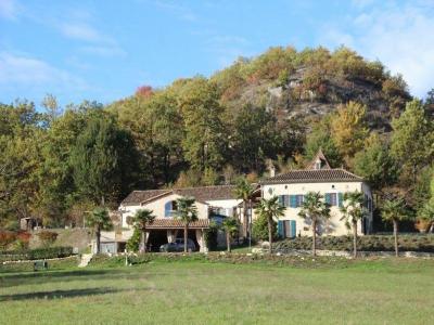 Vente Maison 12 pièces CAHORS 46000