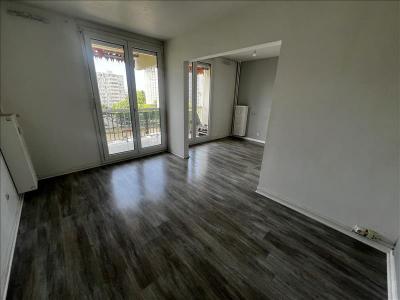photo For rent Apartment VAULX-EN-VELIN 69