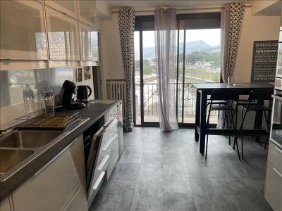 Location Appartement 4 pièces TOULON 83000