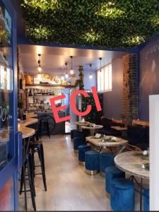 photo For sale Commerce PARIS-14EME-ARRONDISSEMENT 75