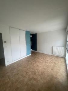 Location Appartement 2 pièces LYON-8EME-ARRONDISSEMENT 69008