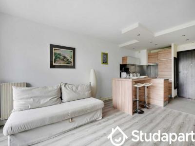 photo For rent Apartment PARIS-17EME-ARRONDISSEMENT 75