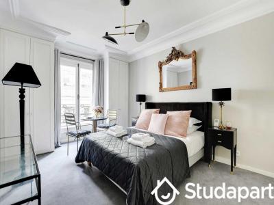 photo For rent Apartment PARIS-7EME-ARRONDISSEMENT 75