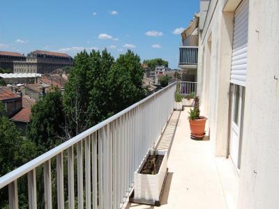 Location Appartement 4 pièces BORDEAUX 33000