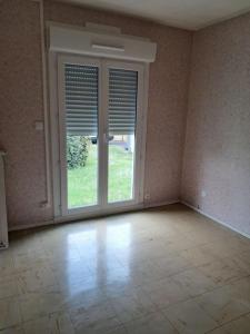 Location Appartement 3 pièces SAINT-FLOVIER 37600