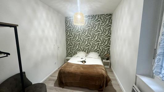 For rent Apartment COTEAU 