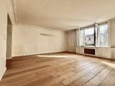 Vente Appartement 4 pièces KREMLIN-BICETRE 94270
