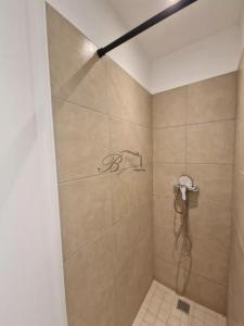 Location Appartement CADENET 