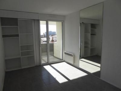 photo For rent Apartment BORDEAUX 33
