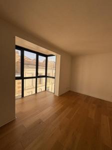 photo For rent Apartment BORDEAUX 33