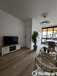 photo For rent Apartment AMIENS 80