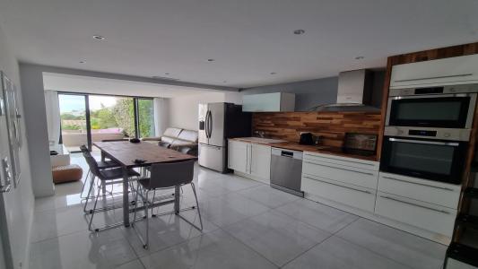 For sale House ISSAMBRES 