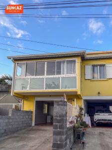 For rent House SAINT-PIERRE