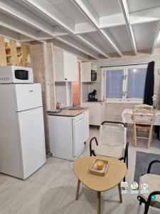 Location Maison 2 pièces COULOMMIERS-LA-TOUR 41100