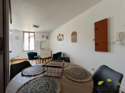 Location Appartement SAINT-LEONARD-DE-NOBLAT 