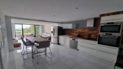 House ISSAMBRES 