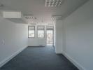 Louer Bureau 76 m2 Epron