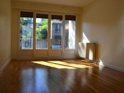 photo For rent Apartment TASSIN-LA-DEMI-LUNE 69