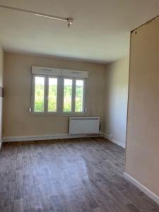 Location Appartement 2 pièces VILLE-SOUS-LA-FERTE 10310
