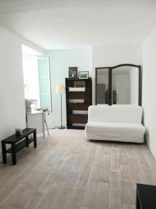 Location Appartement PARIS-18EME-ARRONDISSEMENT 75018