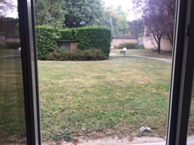 photo For rent Apartment LYON-8EME-ARRONDISSEMENT 69
