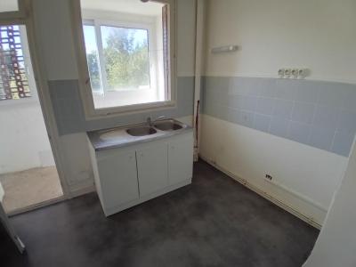 photo For rent Apartment VOUZIERS 08