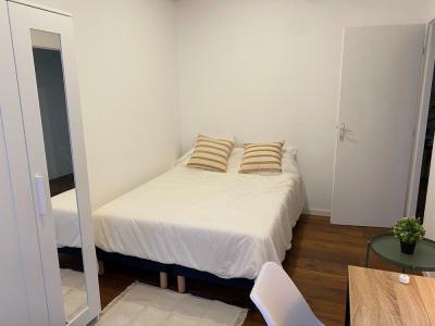 photo For rent Apartment LYON-1ER-ARRONDISSEMENT 69