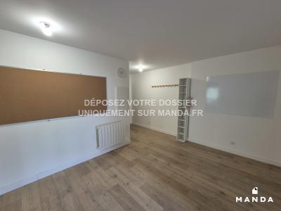 photo For rent Apartment LYON-7EME-ARRONDISSEMENT 69