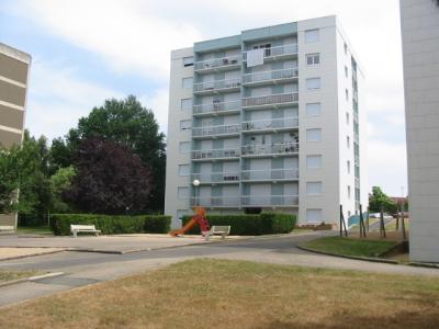 Location Appartement 4 pièces COMMENTRY 03600