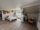 House LACROIX-SAINT-OUEN 