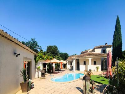 Vente Maison 7 pièces PERNES-LES-FONTAINES 84210