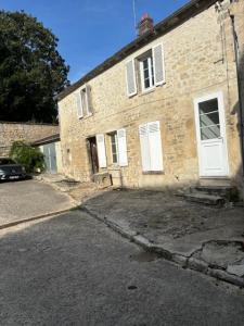 photo For rent Apartment VINEUIL-SAINT-FIRMIN 60